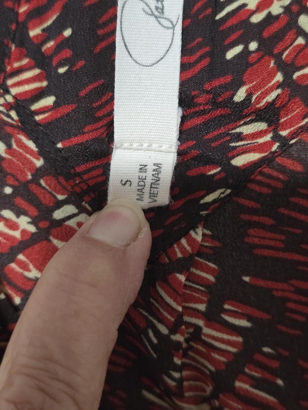 Patterson J. Kincaid Burgundy Patterned Strappy Camisole - Picture 4 of 10